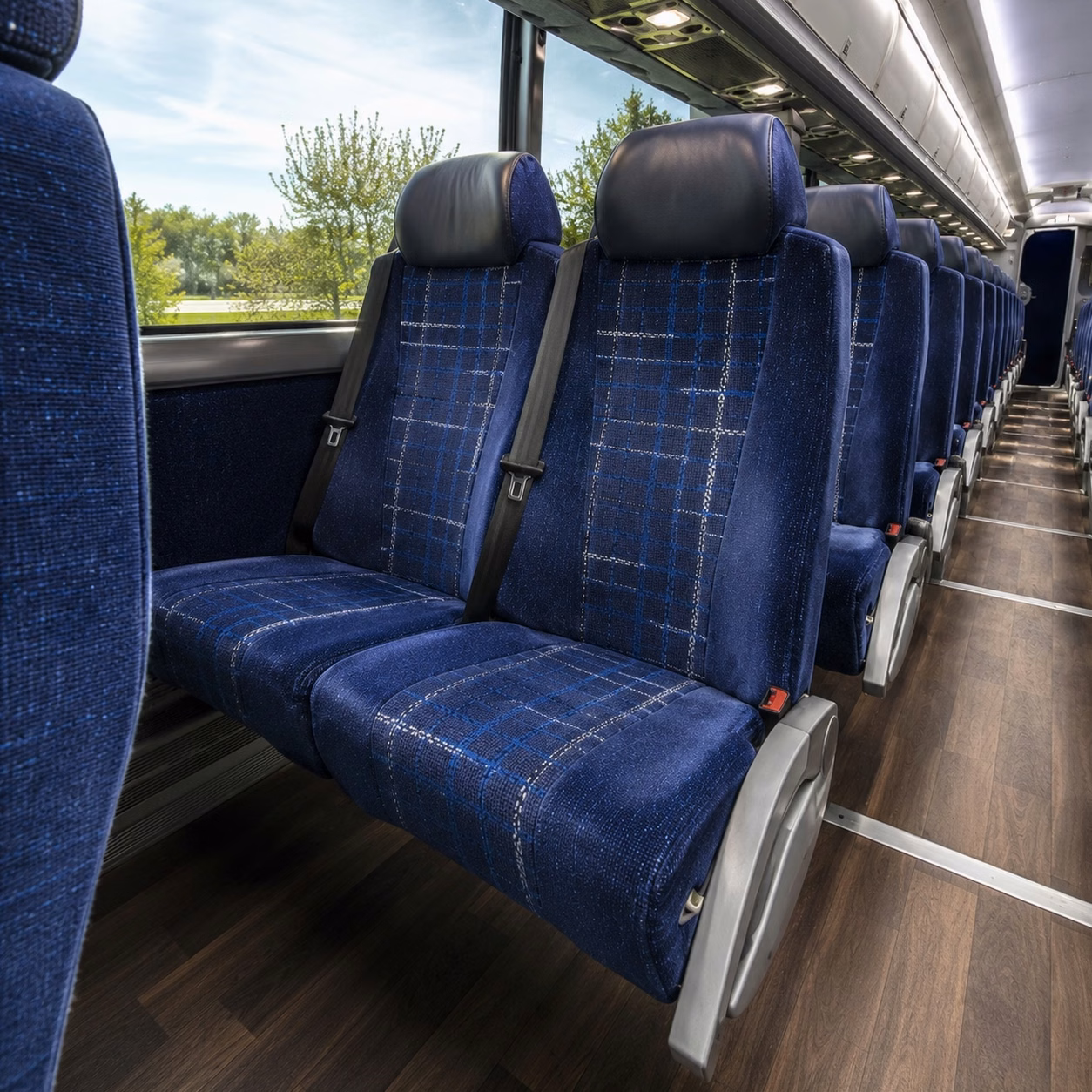 compare bus rentals in nashville the easy way