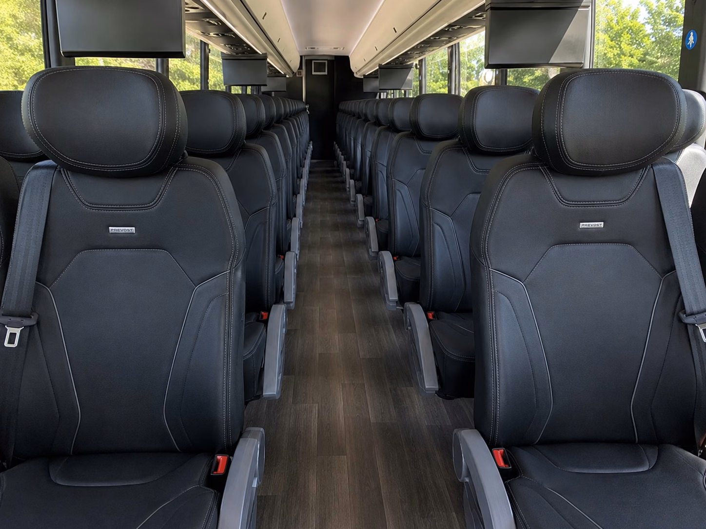 how your bus type changes charter bus prices in nashville tennessee