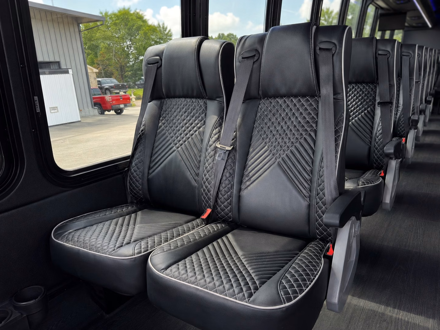 nashville predators game transportation to bridgestone arena